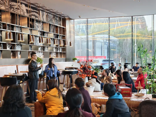 【四中全会在基层】九原区：“青年夜校进企业”，为青年“赋能”，为发展“充电