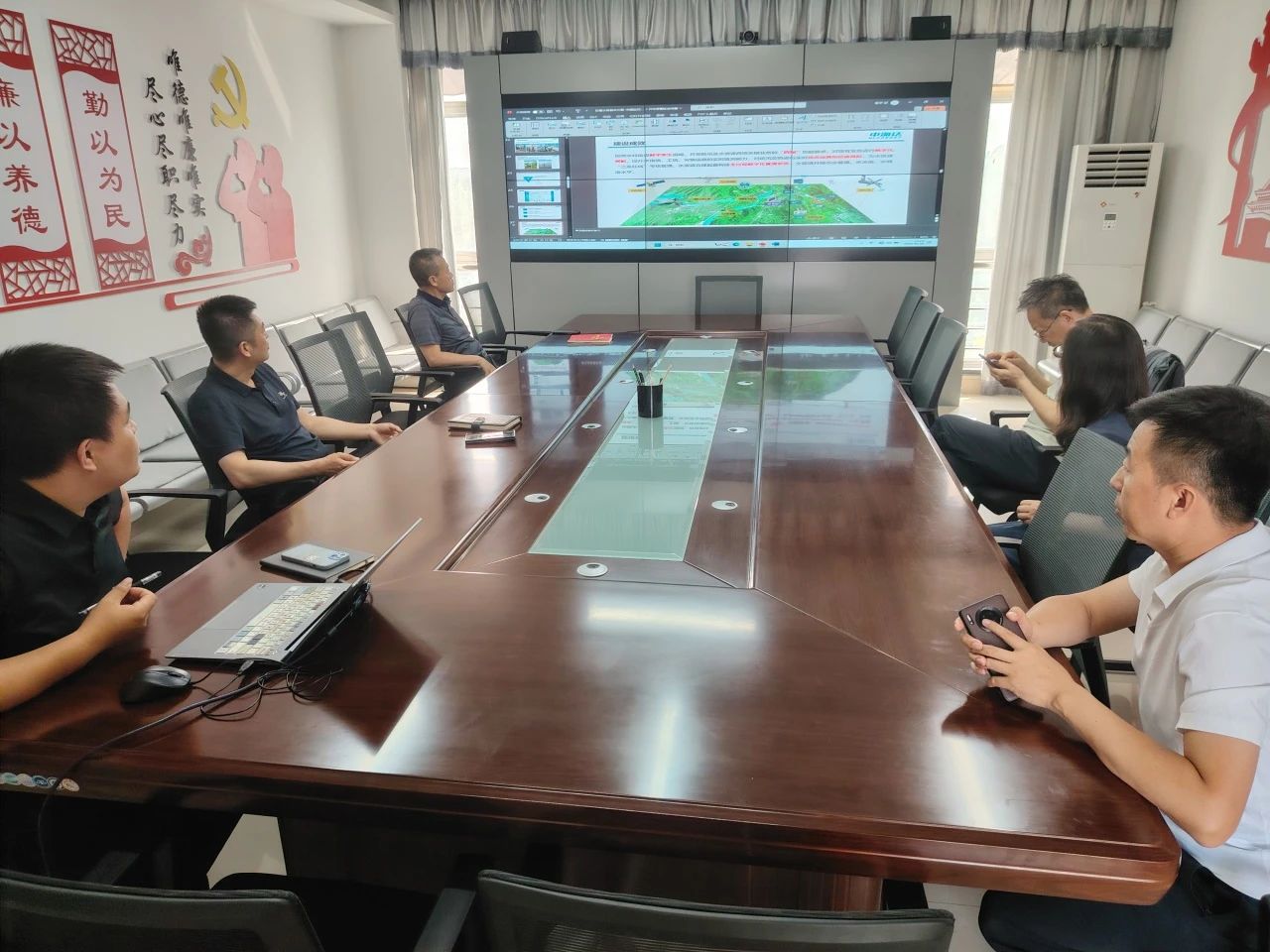 1717377931406036082.jpg 1717377931406036082.jpg