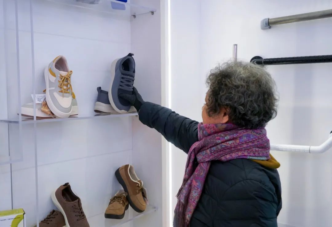 1734057086623038704.jpg auto