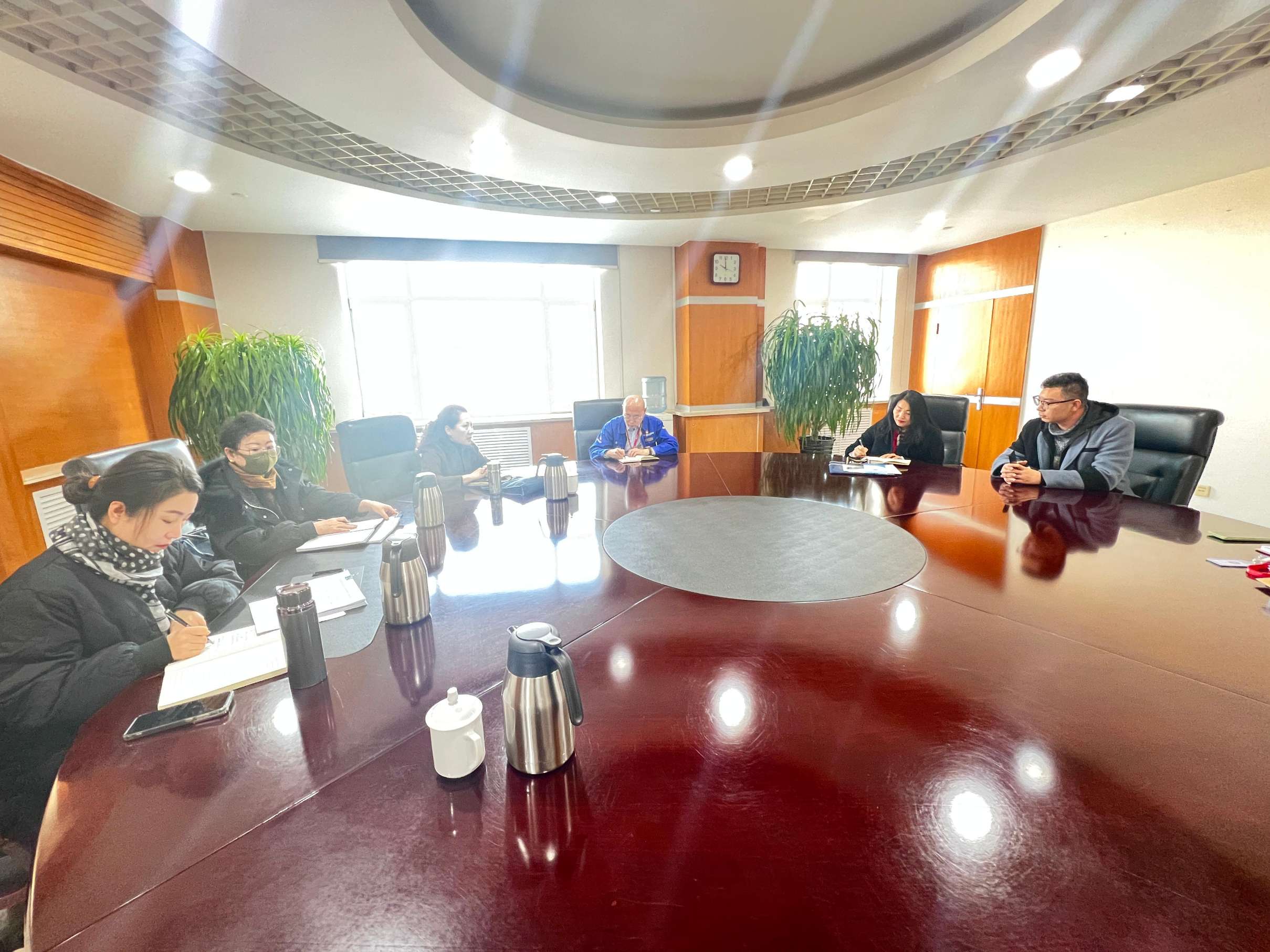 1739867724247028653.jpg auto