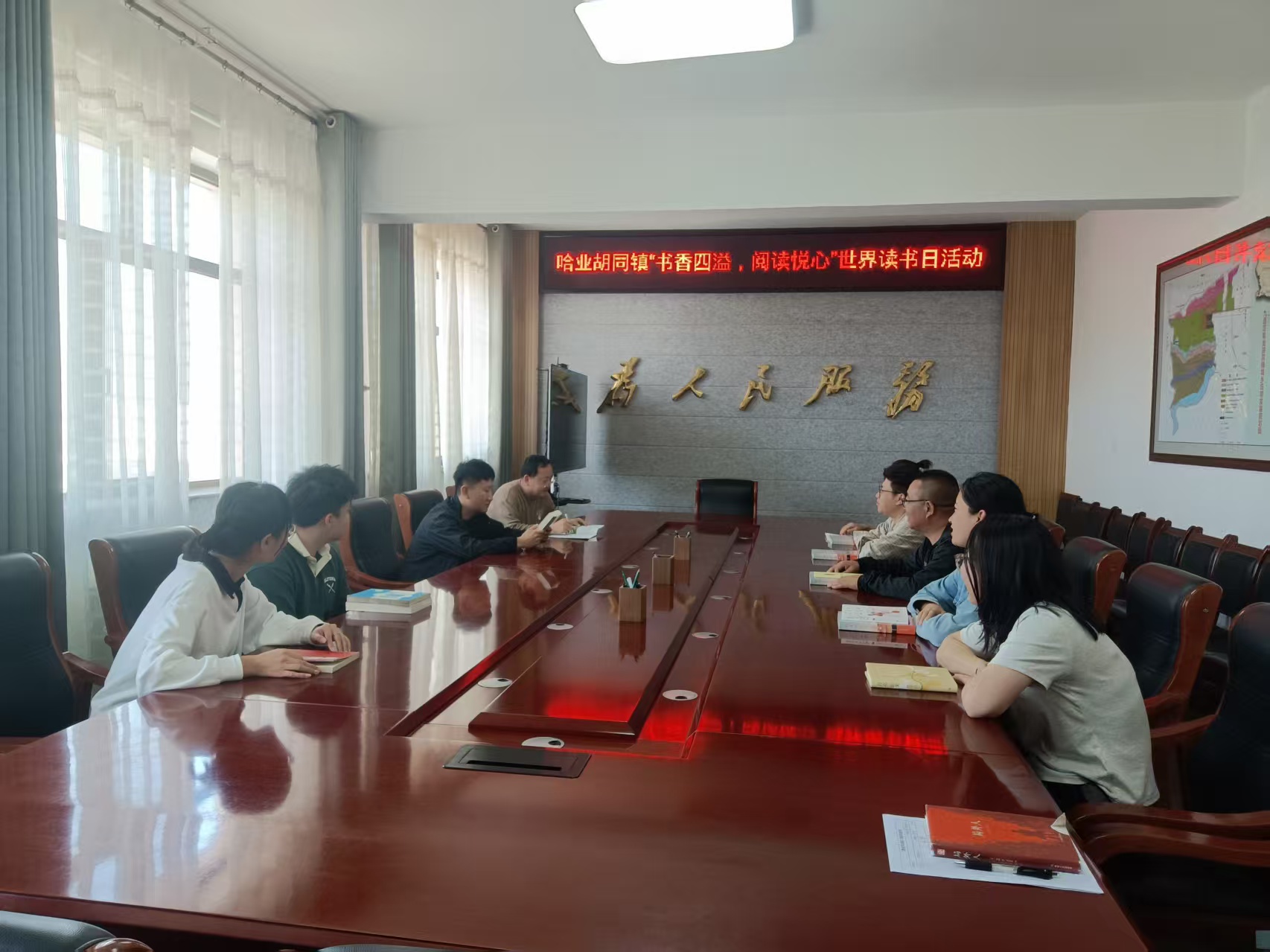 1745397966669033855.jpg auto