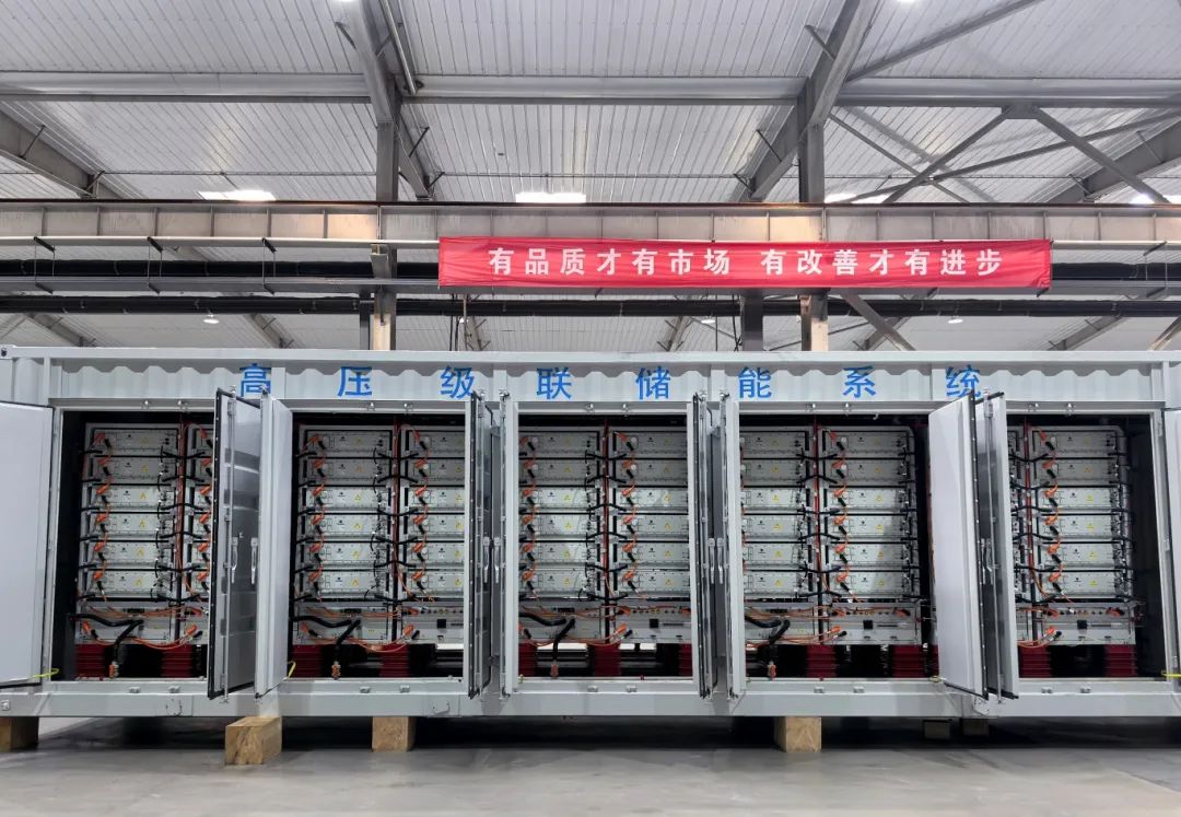 1745982764683095422.jpg auto