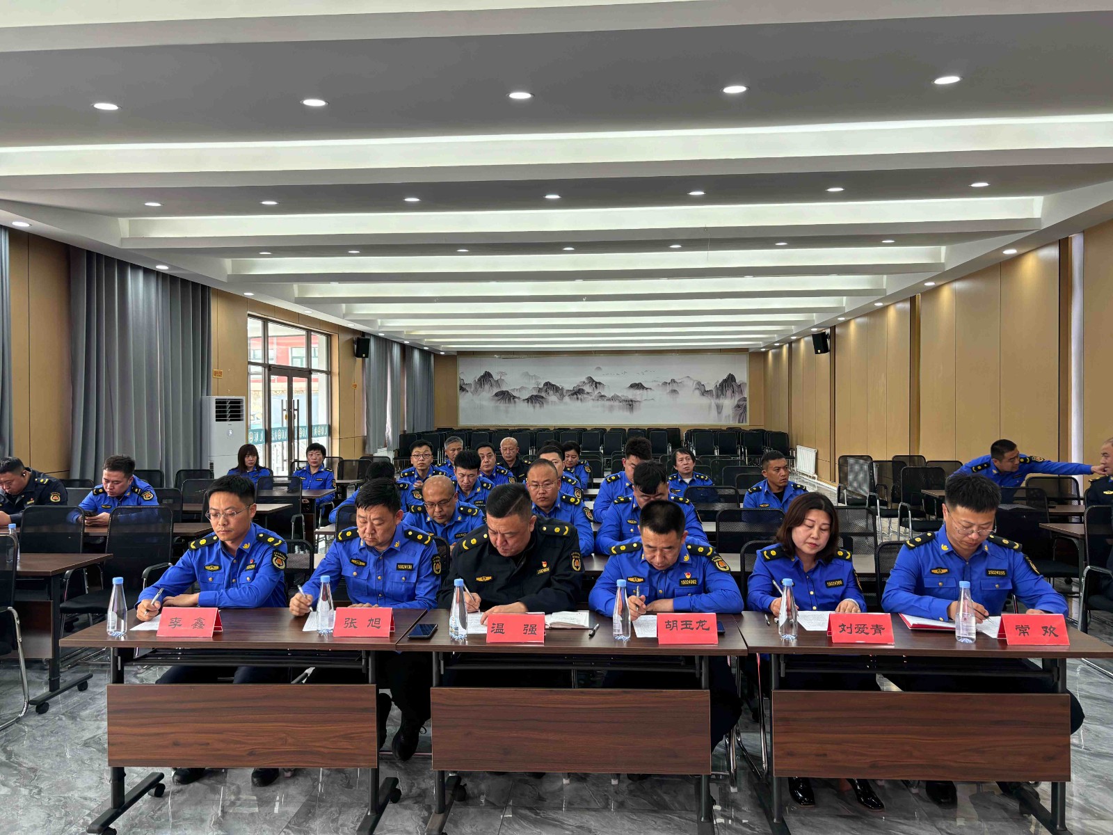 1747124229063094692.jpg 执法队竞聘 (1).jpg