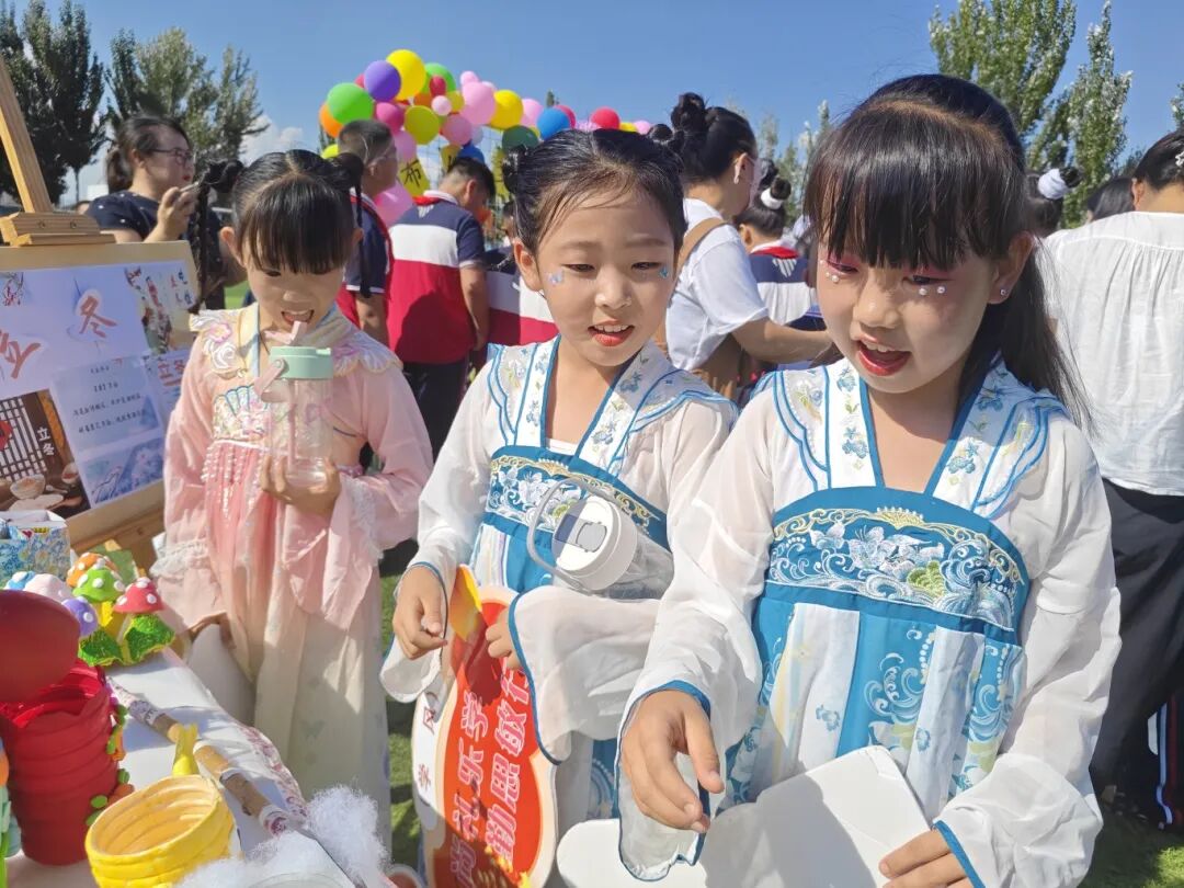 2025年入学仪式“劳动嘉年华”游园剪影.jpg