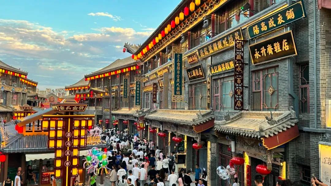 1759980916153022466.jpg auto