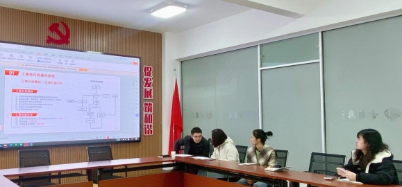 7e18005cc79e8259892fcfce3bb876ce