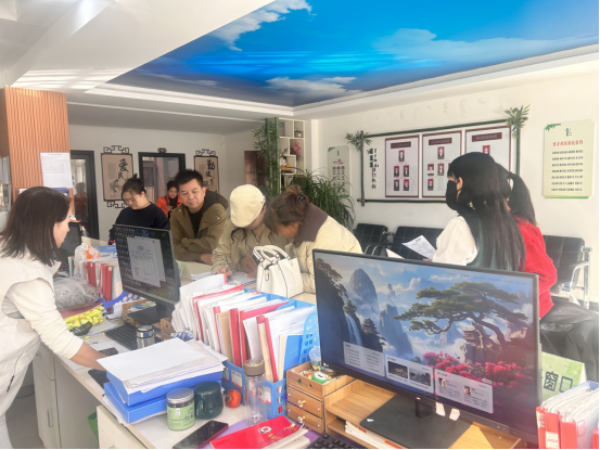 1761900018152051487.png auto