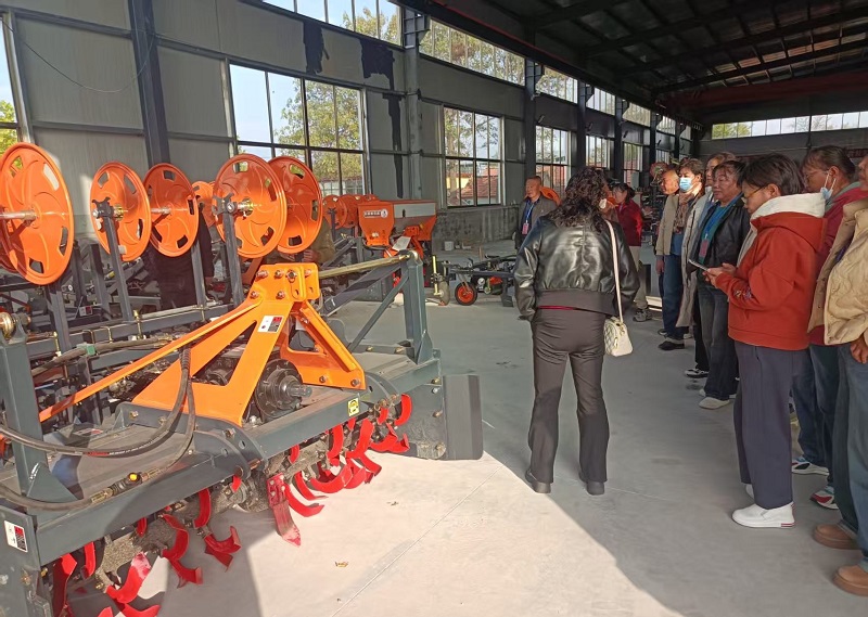 1763522706358085811.jpg auto