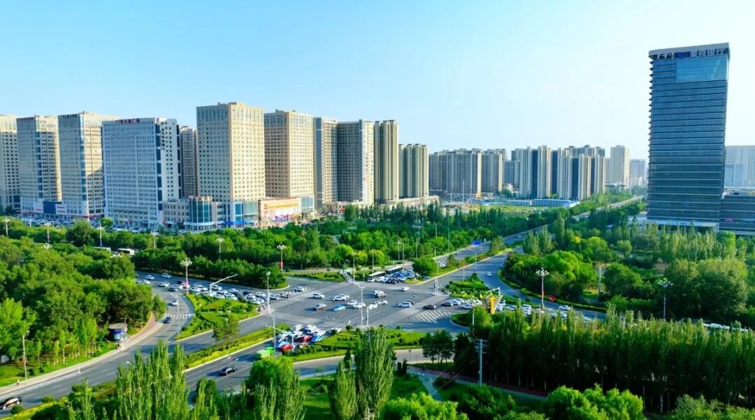 1765272916530081722.jpg auto