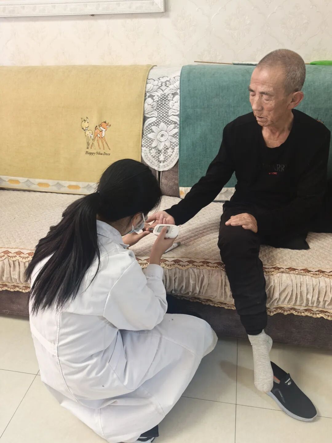 1765421198363098292.jpg auto