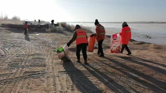 f99f251d0637ee9fd3d93a3abf231a6f